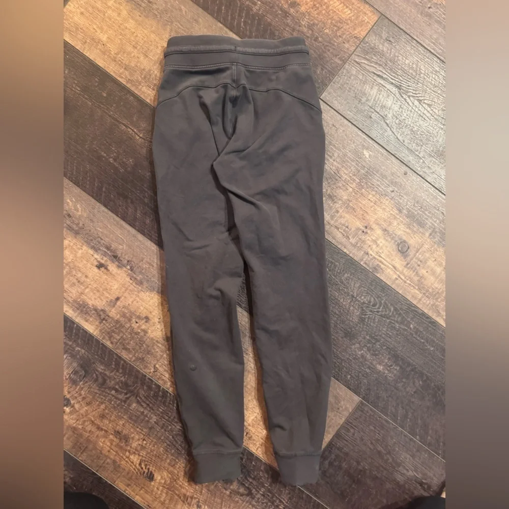 lululemon Joggers Dark Gray Size 2 Drawstring